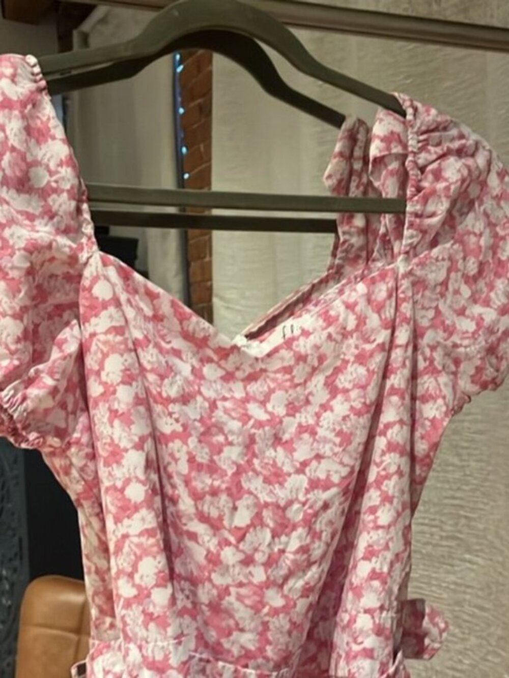 Feel in Women's Short Sleeve Floral Print Belted Jumpsuit - Picture 10 of 12